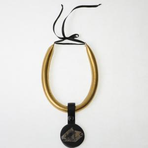 Gold tube necklace with pendant
