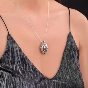 925 Sterling Silver Pendant with Chain. HONEYBIT